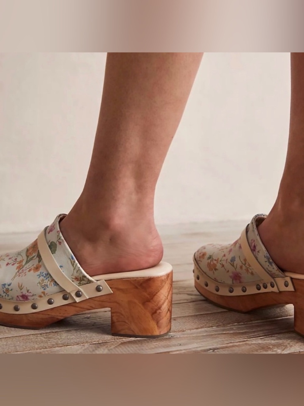 Free People Boho Calabasas Floral Leather Clogs With Rivet Trimming Size 41 New - Picture 9 of 15